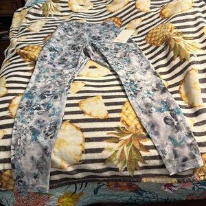 NWT Lululemon Align HT Pant 28”